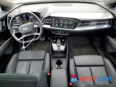 Zdjęcie 8 z 12 samochodu: 2023 AUDI Q4 E-TRON TECHNIK VIN:WA1M2AFZ8PP062507 - miniatura