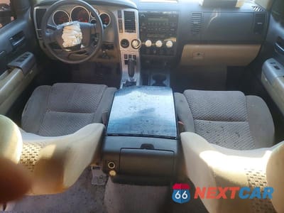 Zdjęcie 8 z 12 samochodu: 2007 TOYOTA TUNDRA SR5 VIN:5TFRV54117X007405 - miniatura