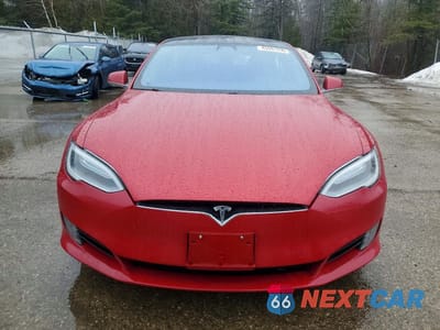 Piąte zdjęcie samochodu w środku: 2017 TESLA MODEL S VIN:5YJSA1E21HF191074 - miniatura