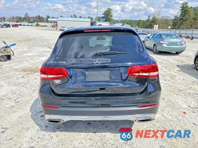 Zdjęcie 6 z 13 samochodu: 2019 MERCEDES-BENZ GLC VIN:WDC0G4JB2KV144362 - miniatura