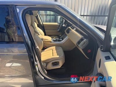 Piąte zdjęcie samochodu w środku: 2017 LAND ROVER RANGE ROVER SPORT SE VIN:SALWG2FV9HA676403 - miniatura