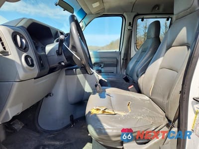 Zdjęcie 7 z 13 samochodu: 2009 FORD ECONOLINE E350 SUPER DUTY WAGON VIN:1FBNE31L19DA73843 - miniatura