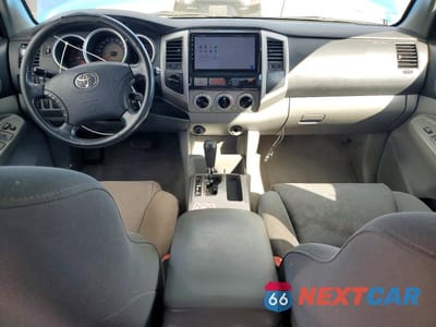 Zdjęcie 8 z 11 samochodu: 2007 TOYOTA TACOMA V6 VIN:5TEMU52N17Z397630 - miniatura