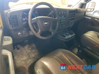 Zdjęcie 8 z 11 samochodu: 2019 CHEVROLET EXPRESS G2500 VIN:1GCWGAFP8K1337352 - miniatura