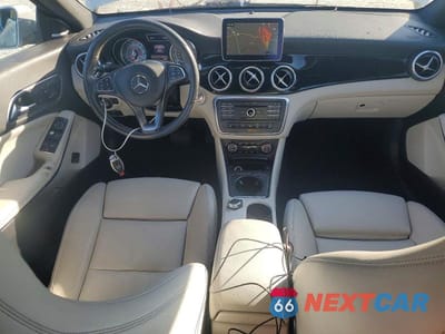 Zdjęcie 8 z 11 samochodu: 2016 MERCEDES-BENZ CLA 250 4MATIC VIN:WDDSJ4GB3GN331968 - miniatura