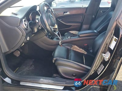 Zdjęcie 7 z 11 samochodu: 2016 MERCEDES-BENZ CLA 250 VIN:WDDSJ4EB4GN317564 - miniatura