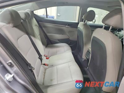 Zdjęcie 10 z 12 samochodu: 2018 HYUNDAI ELANTRA VALUE EDITION VIN:5NPD84LF0JH396078 - miniatura