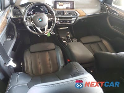 Zdjęcie 8 z 13 samochodu: 2021 BMW X3 XDRIVE30E VIN:5UXTS1C02M9E84281 - miniatura