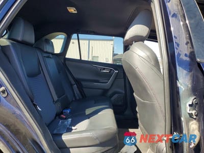 Zdjęcie 11 z 14 samochodu: 2020 TOYOTA RAV4 HYBRID XSE VIN:JTMEWRFV2LJ045323 - miniatura