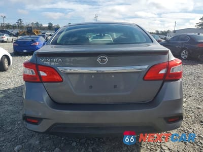 Zdjęcie 6 z 12 samochodu: 2017 NISSAN SENTRA S VIN:3N1AB7AP4HY251711 - miniatura