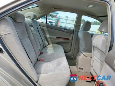 Zdjęcie 10 z 11 samochodu: 2004 TOYOTA CAMRY XLE VIN:4T1BE30K04U832347 - miniatura