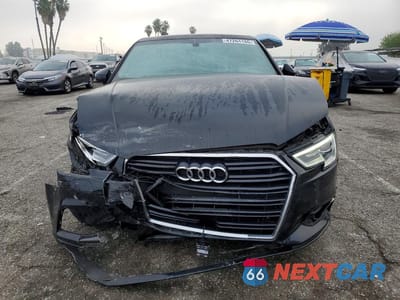 Piąte zdjęcie samochodu w środku: 2019 AUDI A3 PREMIUM VIN:WAUAUGFF7K1010970 - miniatura
