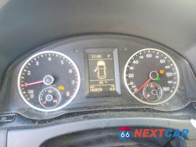 Zdjęcie 9 z 12 samochodu: 2012 VOLKSWAGEN TIGUAN S VIN:WVGAV7AX9CW544875 - miniatura