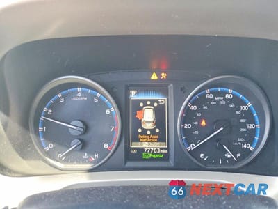 Zdjęcie 9 z 13 samochodu: 2018 TOYOTA RAV4 XLE VIN:2T3WFREV5JW462813 - miniatura