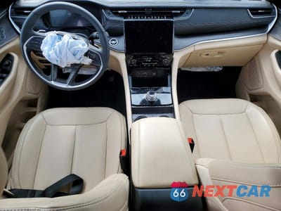 Zdjęcie 8 z 11 samochodu: 2024 JEEP GRAND CHEROKEE L LIMITED VIN:1C4RJJBG3R8619260 - miniatura