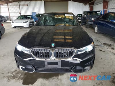 Piąte zdjęcie samochodu w środku: 2022 BMW 330I VIN:3MW5R1J01N8C70610 - miniatura