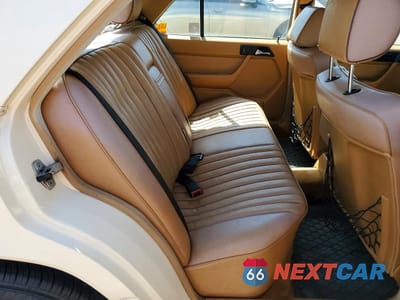 Zdjęcie 10 z 12 samochodu: 1986 MERCEDES-BENZ 300 E VIN:WDBEA30D3GA239178 - miniatura