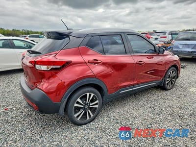 Trzecie zdjęcie samochodu z tyłu: 2019 NISSAN KICKS SR VIN:3N1CP5CU9KL524003 - miniatura