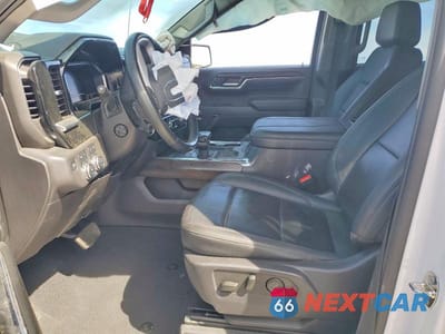 Zdjęcie 7 z 12 samochodu: 2024 GMC SIERRA K1500 SLT VIN:3GTUUDED8RG312486 - miniatura
