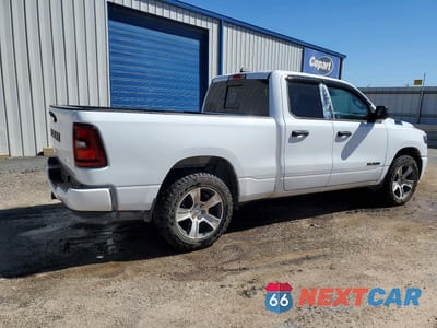 Trzecie zdjęcie samochodu z tyłu: 2025 RAM 1500 TRADESMAN VIN:1C6SRECG4SN597882 - miniatura