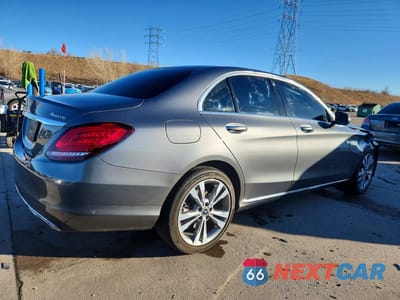 Trzecie zdjęcie samochodu z tyłu: 2021 MERCEDES-BENZ C 300 4MATIC VIN:W1KWF8EB3MR608877 - miniatura