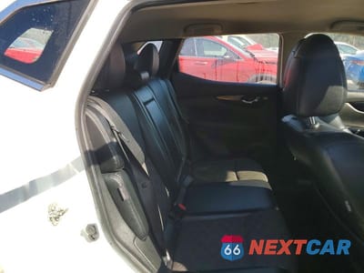 Zdjęcie 11 z 13 samochodu: 2022 NISSAN ROGUE SPORT SV VIN:JN1BJ1BW0NW490587 - miniatura