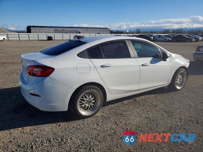 Trzecie zdjęcie samochodu z tyłu: 2016 CHEVROLET CRUZE LS VIN:1G1BC5SM9G7315189 - miniatura