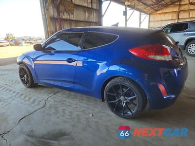 Drugie zdjęcie samochodu z przodu: 2017 HYUNDAI VELOSTER VALUE EDITION VIN:KMHTC6AD4HU316400 - miniatura