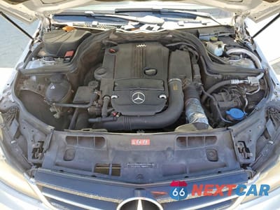 Zdjęcie 11 z 12 samochodu: 2014 MERCEDES-BENZ C 250 VIN:WDDGF4HB2EG222330 - miniatura