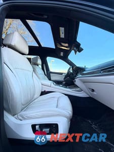 Zdjęcie 13 z 15 samochodu: 2019 BMW X7 XDRIVE50I VIN:5UXCX4C54KLB39719 - miniatura