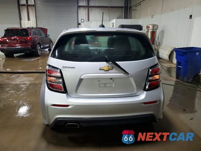 Zdjęcie 6 z 13 samochodu: 2019 CHEVROLET SONIC VIN:1G1JG6SB4K4144690 - miniatura
