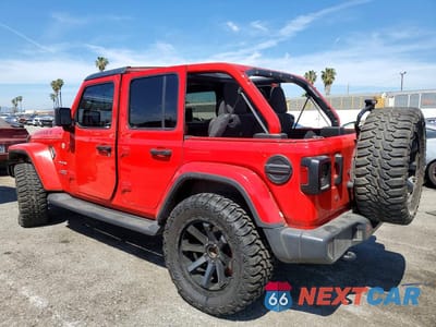 Drugie zdjęcie samochodu z przodu: 2019 JEEP WRANGLER UNLIMITED SAHARA VIN:1C4HJXEN5KW593531 - miniatura