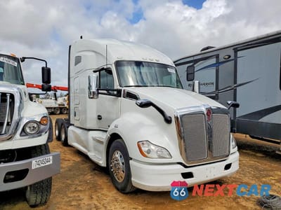 2019 KENWORTH T680 SEMI TRUCK 1XKYDP9X9KJ241637 - główne zdjęcie licytacji z USA - miniatura