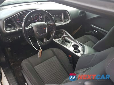 Zdjęcie 8 z 12 samochodu: 2019 DODGE CHALLENGER SXT VIN:2C3CDZAG7KH687403 - miniatura