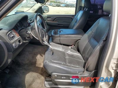 Zdjęcie 7 z 13 samochodu: 2009 GMC YUKON SLE VIN:1GKFC23C19R104898 - miniatura