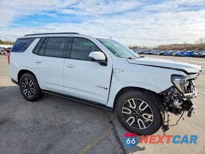 Czwarte zdjęcie samochodu z boku: 2021 GMC YUKON AT4 VIN:1GKS2CKD2MR243433 - miniatura