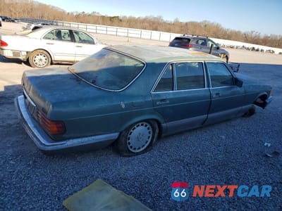 Trzecie zdjęcie samochodu z tyłu: 1986 MERCEDES-BENZ 560 SEL VIN:WDBCA39046A228975 - miniatura