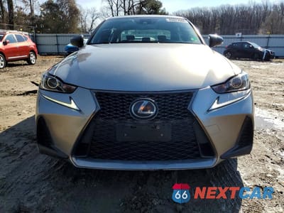Piąte zdjęcie samochodu w środku: 2017 LEXUS IS 300 BASE VIN:JTHCM1D25H5020843 - miniatura