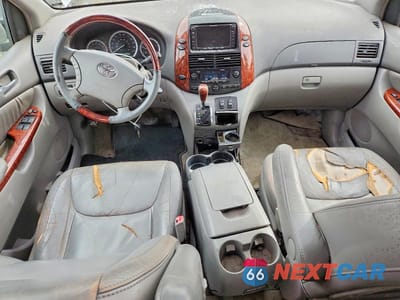 Zdjęcie 8 z 12 samochodu: 2005 TOYOTA SIENNA XLE LIMITED 7 PASSENGER VIN:5TDBA22C85S051923 - miniatura