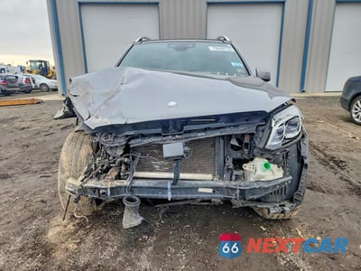 Piąte zdjęcie samochodu w środku: 2017 MERCEDES-BENZ GLS 550 4MATIC VIN:4JGDF7DE5HA754298 - miniatura