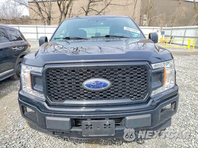 Piąte zdjęcie samochodu w środku: 2018 FORD F150 CREW VIN:1FTEW1EP9JFC21529 - miniatura