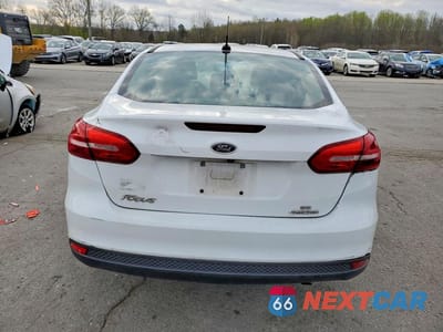 Zdjęcie 6 z 12 samochodu: 2016 FORD FOCUS SE VIN:1FADP3F23GL341205 - miniatura