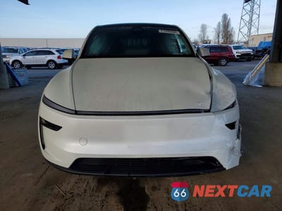 Piąte zdjęcie samochodu w środku: 2026 TESLA MODEL Y VIN:7SAYGDED3TF399268 - miniatura