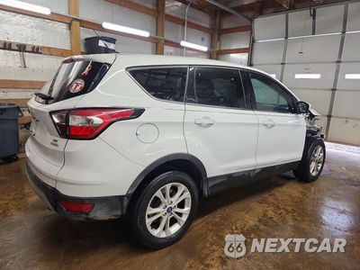 Trzecie zdjęcie samochodu z tyłu: 2017 FORD ESCAPE SE VIN:1FMCU0GD3HUC86775 - miniatura