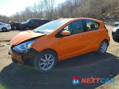 2017 TOYOTA PRIUS C ONE JTDKDTB33H1592358 - główne zdjęcie licytacji z USA - miniatura
