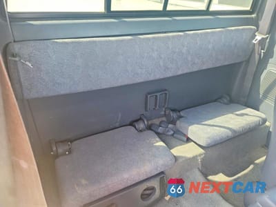 Zdjęcie 10 z 11 samochodu: 2000 TOYOTA TACOMA PRERUNNER V6 VIN:4TASN92N5YZ587046 - miniatura