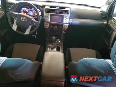 Zdjęcie 8 z 13 samochodu: 2018 TOYOTA 4RUNNER SR5 VIN:JTEBU5JR6J5585965 - miniatura