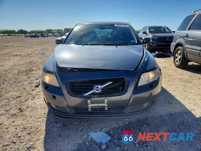 Piąte zdjęcie samochodu w środku: 2010 VOLVO S40 2.4I VIN:YV1382MS7A2510472 - miniatura