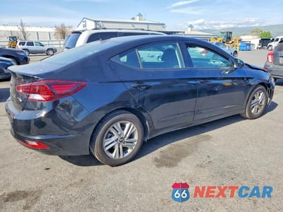 Trzecie zdjęcie samochodu z tyłu: 2020 HYUNDAI ELANTRA VALUE EDITION VIN:KMHD84LF3LU021239 - miniatura