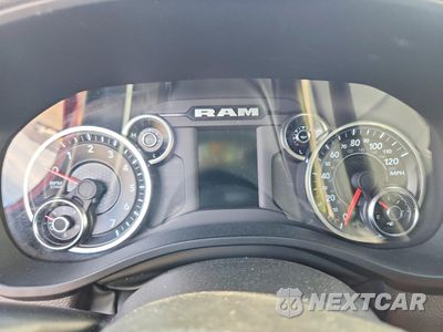Zdjęcie 9 z 13 samochodu: 2023 RAM 1500 BIG HORN VIN:1C6RREFT1PN650469 - miniatura